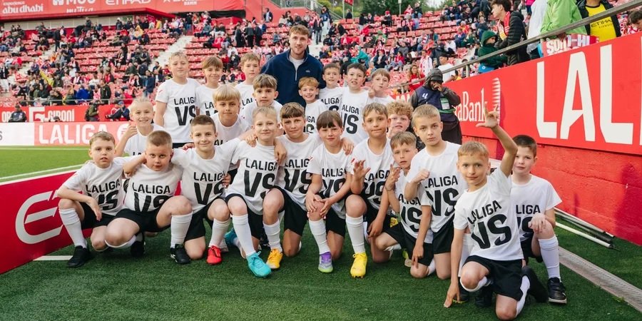 Діти, які вийшли на поле з грандами. Як Betking Foundation перетворив партнерство з Ла Ліга на «Королівську подорож»