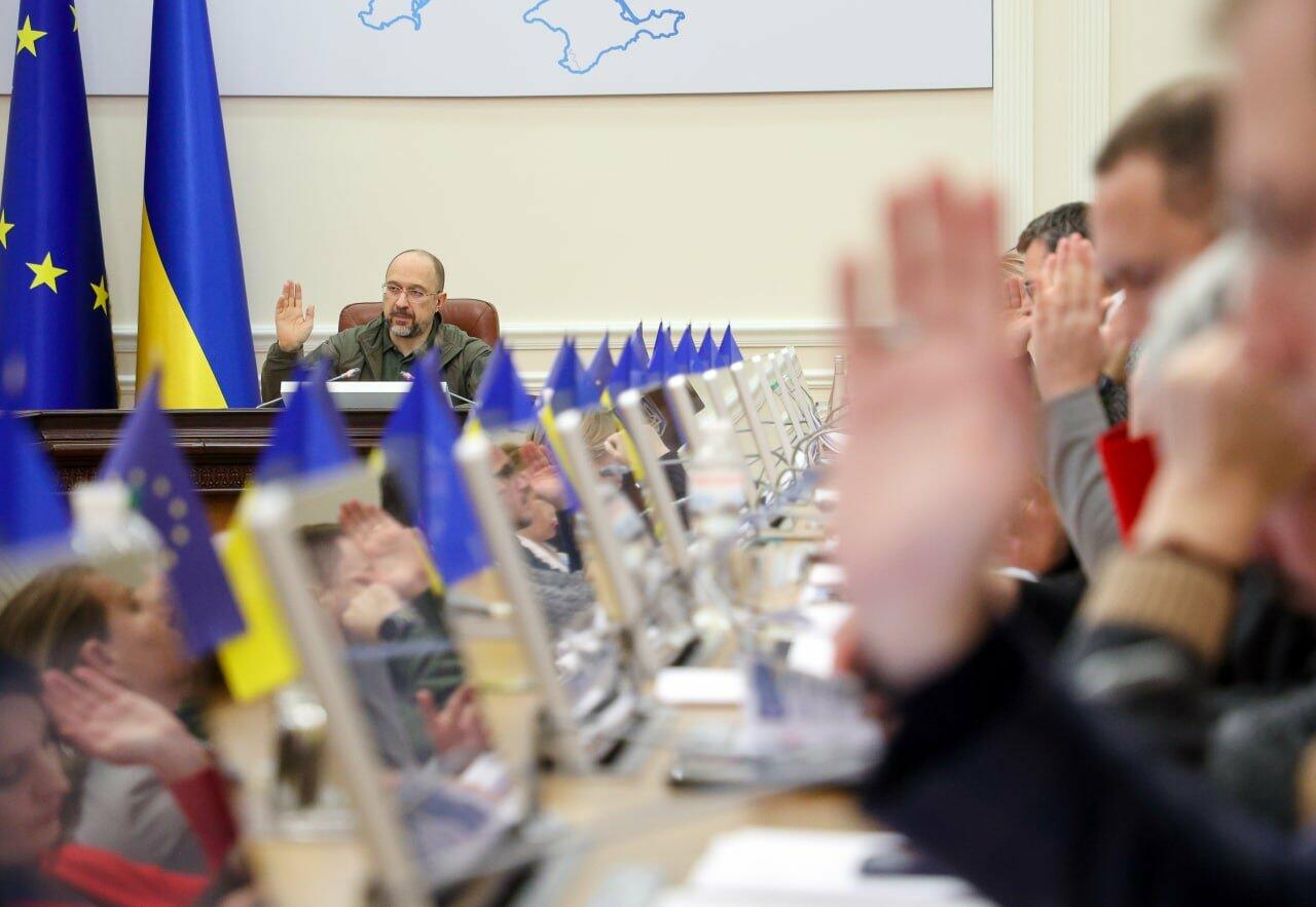 В Кабміні визначились з курсом долара до гривні на 2024 рік