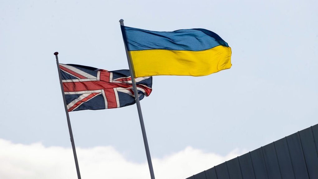 Велика Британія оголосила про новий пакет військової та гуманітарної допомоги Україні