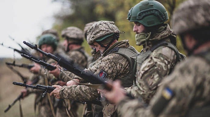 Верховна Рада продовжила воєнний стан та мобілізацію до кінця весни