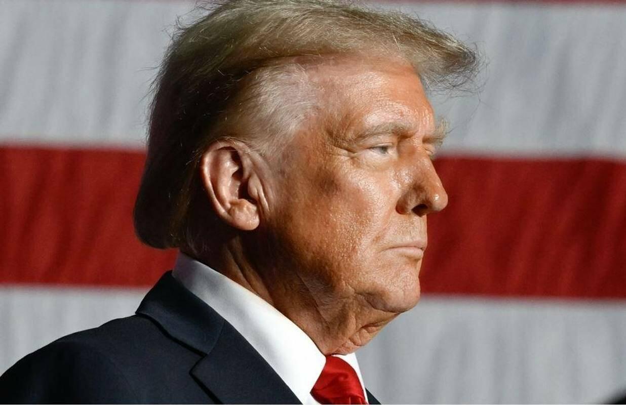 В Парижі Україні передали секретний документ із планом Трампа щодо припинення війни