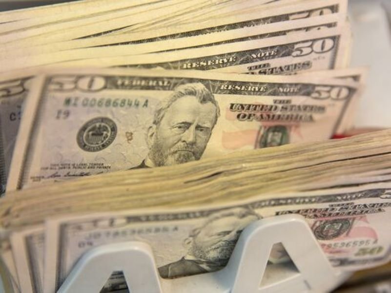 Нові правила переказів коштів: які обмеження запроваджують з 1 червня
