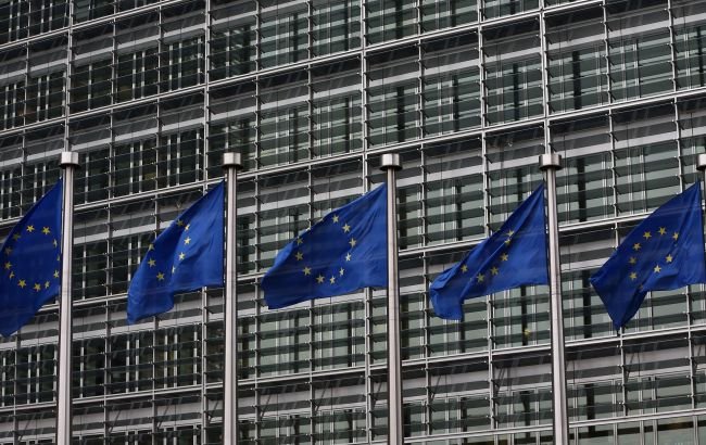 Bloomberg: "Європейський Союз створює коаліцію з країнами Азії та Америки для відповіді на мита США"