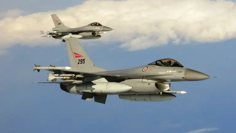 Україна отримає від Норвегії вдвічі більше F-16