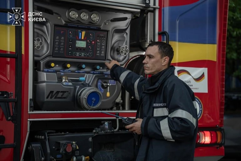 Німеччина посилює спроможності ДСНС та громад . Як війна змінює роботу рятувальників