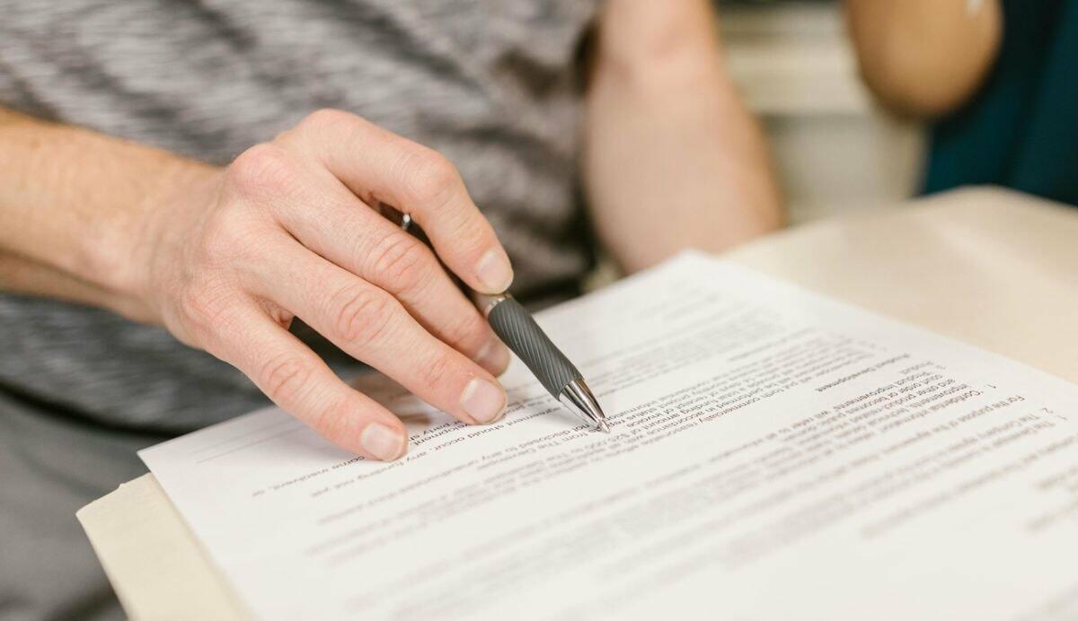 Як діяти власнику, розповіли юристи , коли комісія не приїхала для обстеження пошкодженого житла