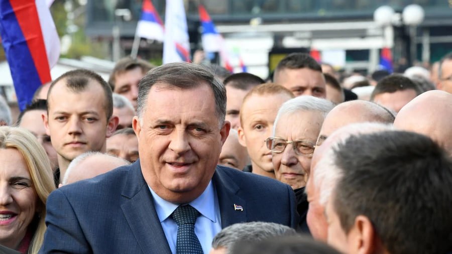 На виборах у сербській автономії Боснії і Герцеговини перемагає Партія проросійського Додіка