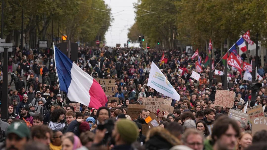 Європою прокотилася нова масштабна хвиля протестів . Водомети, газ і затримання 