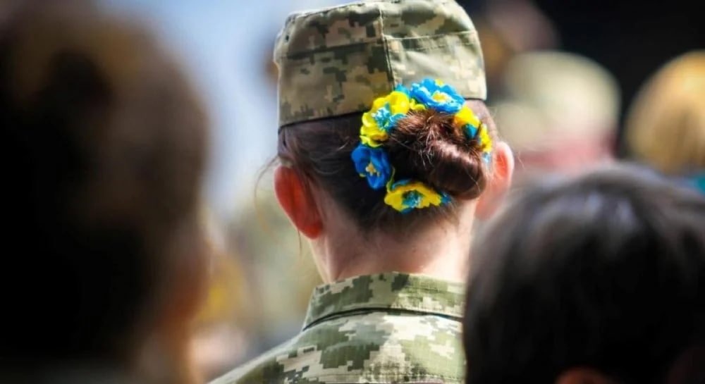 Кого з українок зобов’язані поставити на військовий облік . Мобілізація жінок із 1 листопада