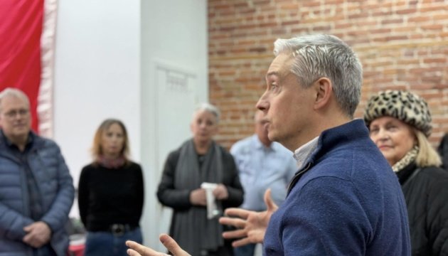 Канада знизила стелю ціни на російську нафту