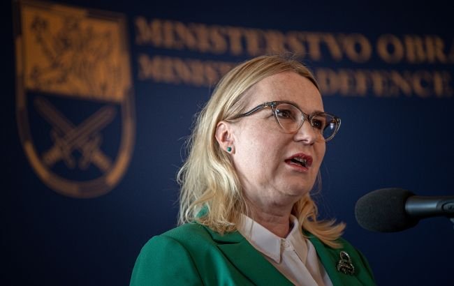 Чотири країни відправили гроші на закупівлю боєприпасів для України Чотири країни відправили гроші на закупівлю боєприпасів для України