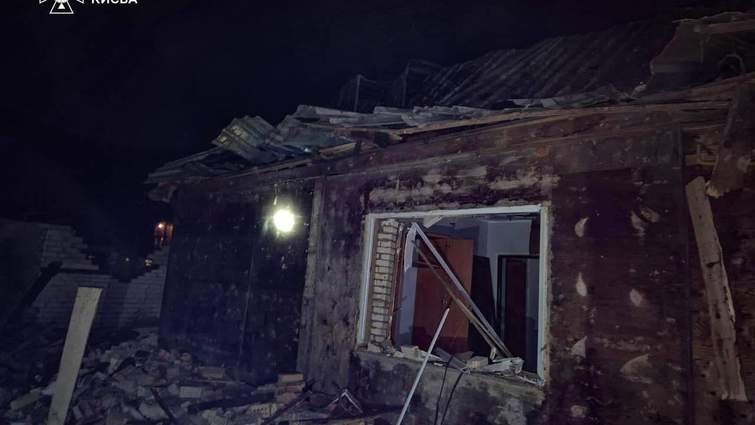 Росія випустила вночі по Україні 145 дронів камікадзе