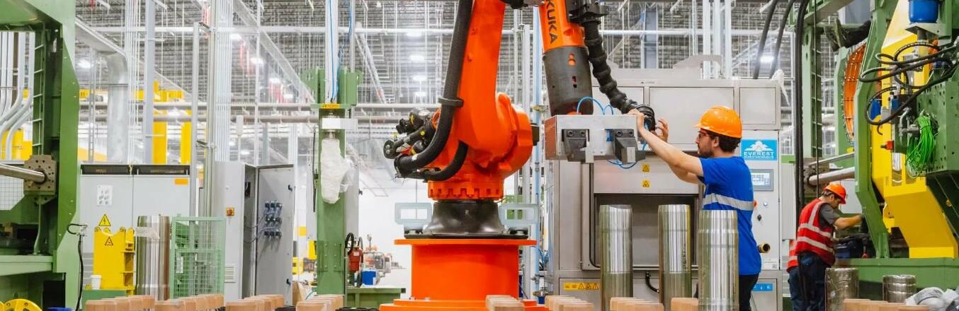 У США відкрили завод для виробництва снарядів для України У США відкрили завод для виробництва снарядів для України