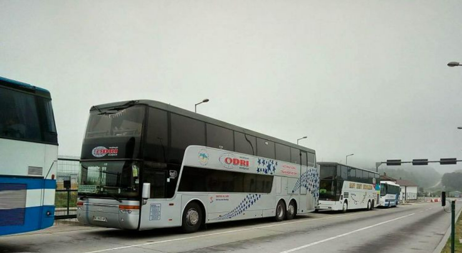 У Польщі відреагували на блокування на кордоні пасажирських автобусів