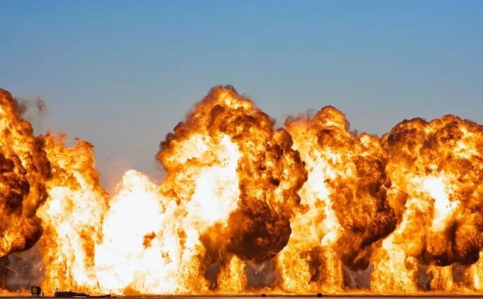 Повітряні Сили України знищили склад “шахедів” у Орловській області рф