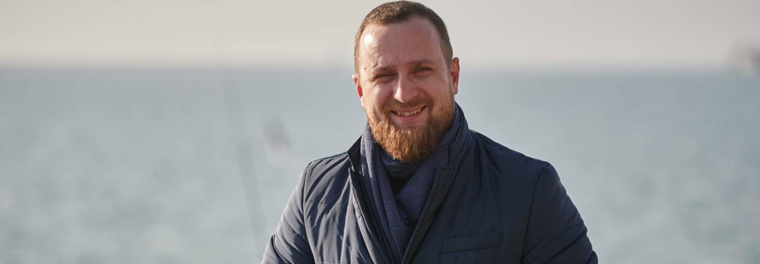 Засновник бренду pavlov.ua Владислав Павлов, вітає з 8-березня!