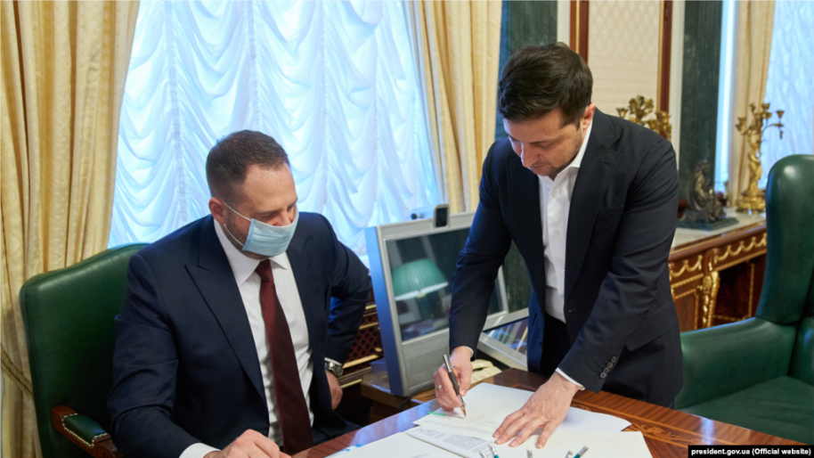 Президент України Володимир Зеленський підписав  закон про ринок землі