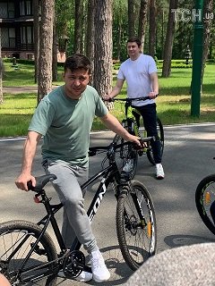 Інформація про відвідання Бірючого  Президентом Зеленським виявилась фейковою