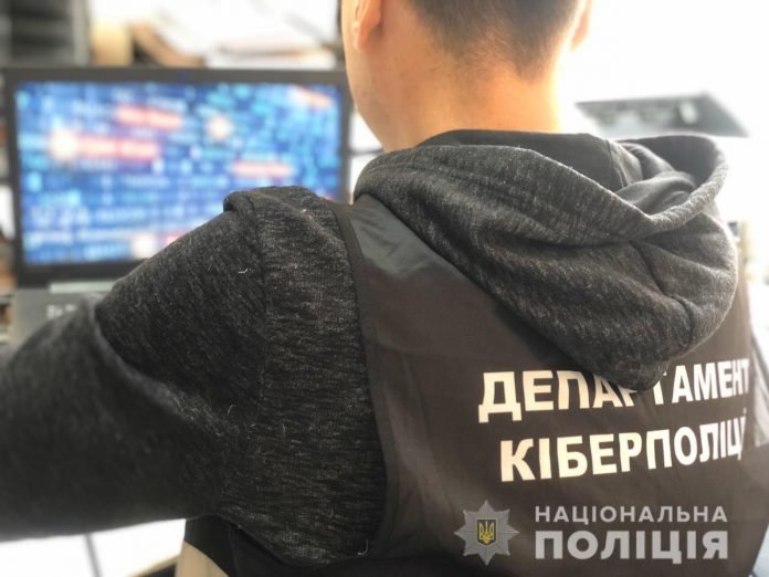 В Харьковской области задержали хакеров, которые взломали почти 20 тысяч серверов по всему миру