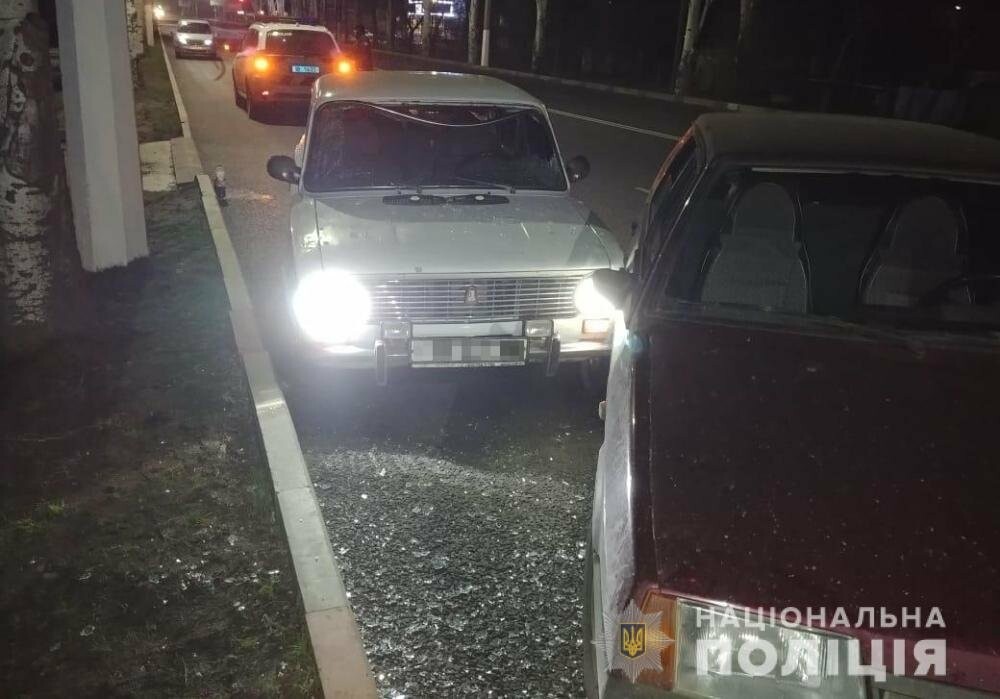 Угонщики при попытке скрыться совершили наезд на полицейского