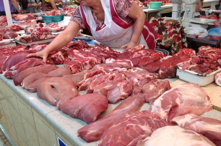 Запрета на продажу крестьянами на рынках мяса животных, забитых на дому, пока не будет