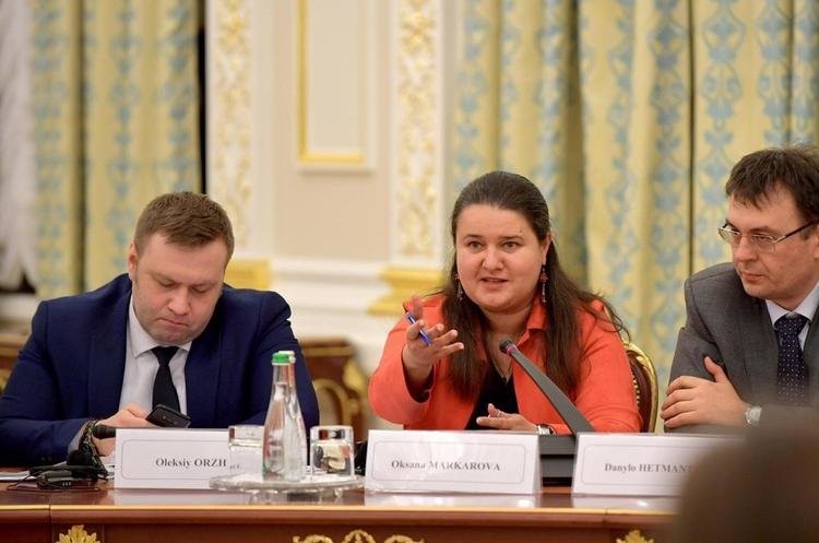  Мінфін України має намір знизити ставку податку на доходи фізичнх осіб