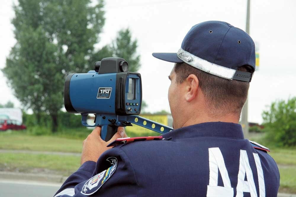 З 12 червня на Українські дороги вийдуть поліцейські з радарами