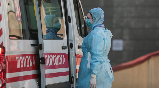 З бази відпочинку в Кирилівці евакуювали двох відпочивальників з підозрою на коронавірус
