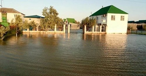 У Кирилівці з вулиць вода зійшла та коси залишаються затопленими