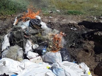 Палали у вогні браконьєрські знаряддя