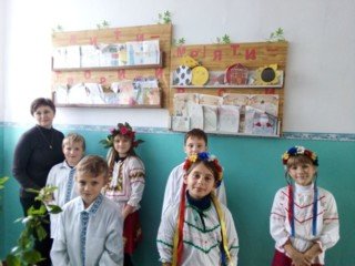 У Кирилівській громаді в Атманайській школі пройшов конкурс знавців  української мови імені Петра Яцика