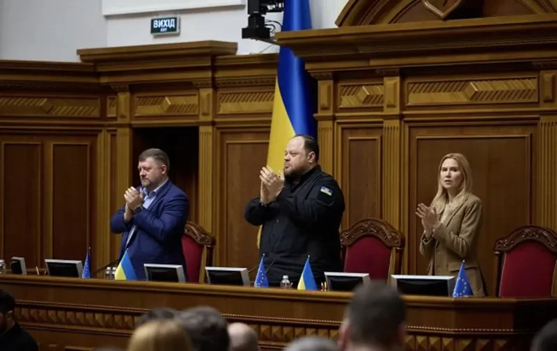 Верховна Рада одностайно ратифікувала угоду зі США про надра, фото-1