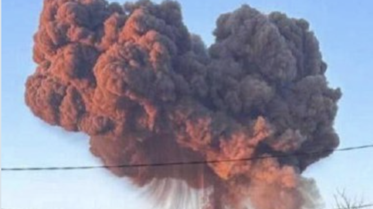 У Росії заявили про атаку дронів, в Енгельсі повідомляли п..., фото-1 У Росії заявили про атаку дронів, в Енгельсі повідомляли про вибухи, фото-1