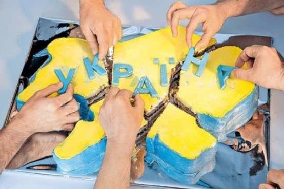 Німеччина та Канада розкритикували зміни до Конституції України стосовно децентралізації