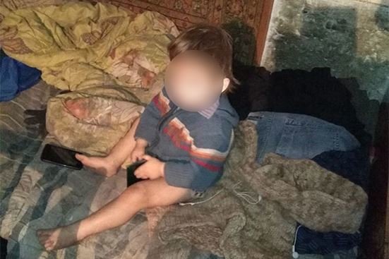 У Якимівському районі троє дітей живуть в нелюдських умовах