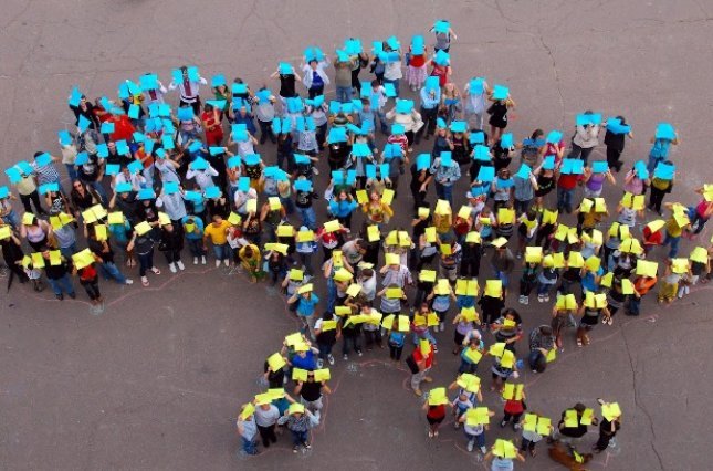 Віковий склад населення України: демографія не райдужна