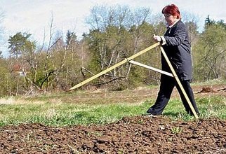 Кирилівська селищна рада готує в Охримівці землі запасу до розподілу