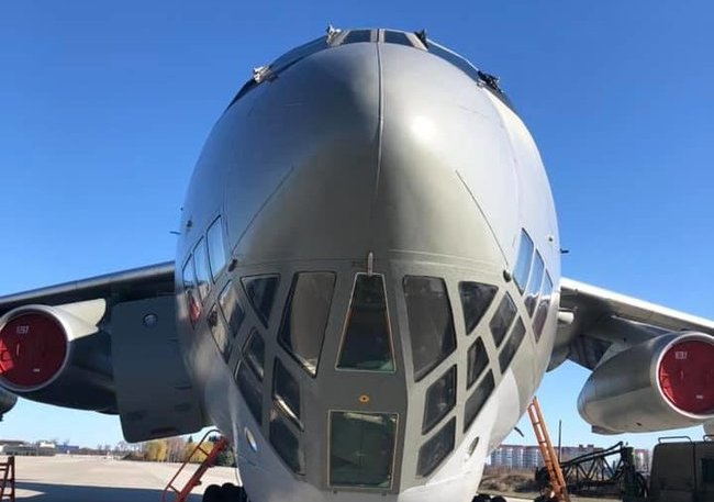 Мелітопольські авіатори доставлять в Україну вантаж для боротьби з коронавірусом з Китаю