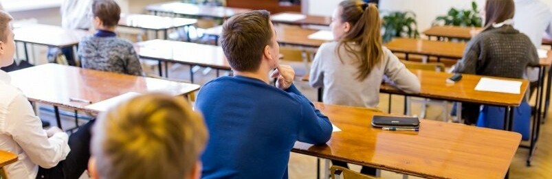 В Україні  навчальний рік  та вступ до вишів змістять у часі