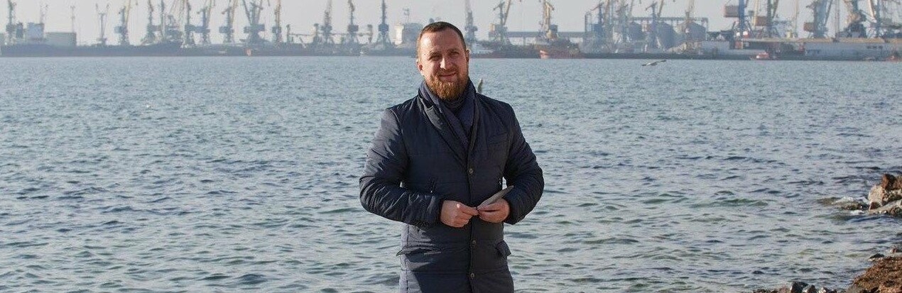 Засновник бренду Pavlov.ua Владислав Павлов вітає з 1 травня! Засновник бренду Pavlov.ua Владислав Павлов вітає з 1 травня!