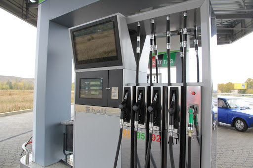  В Україні в бензин додаватимуть спирт