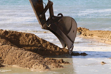 Кириляни пильно оберігають узбережжя  моря  від незаконних забудов