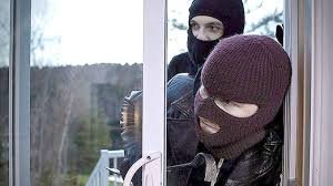 Якимівці влаштували оригінальний самосуд над злодюгами Якимівці влаштували оригінальний самосуд над злодюгами