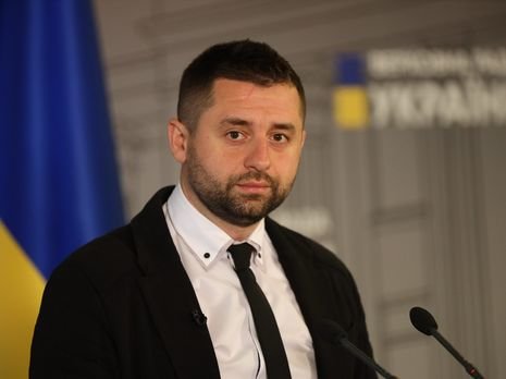 У  команді Зеленского пізно схаменулись,  лише тепер роблячі ставку... У  команді Зеленского пізно схаменулись,  лише тепер роблячі ставку на управлінців з досвідом