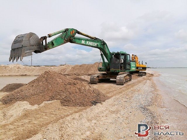 На каналі між Азовським морем та Молочним лиманом знову працювала техніка