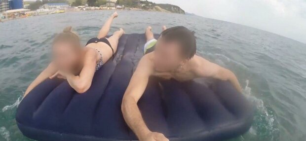  14 осіб довелось доправити на берег рятувальникам Кирилівки за день