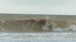 На Азовському морі очікуються хвилі до півтора метра