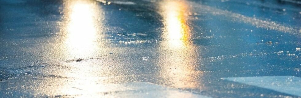 У найближчі дні погода не порадує: очікуються крижані дощі та ожеледь