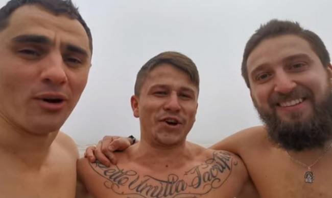 Січень не перешкода скупатися в Кирилівці в Азовському морі